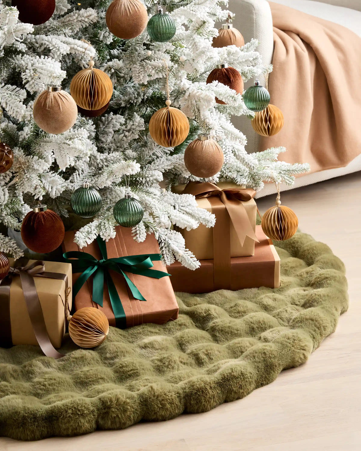 Faux Fur Tree Skirt