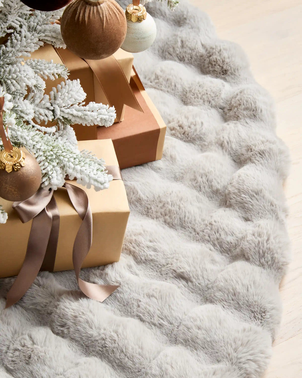Faux Fur Tree Skirt