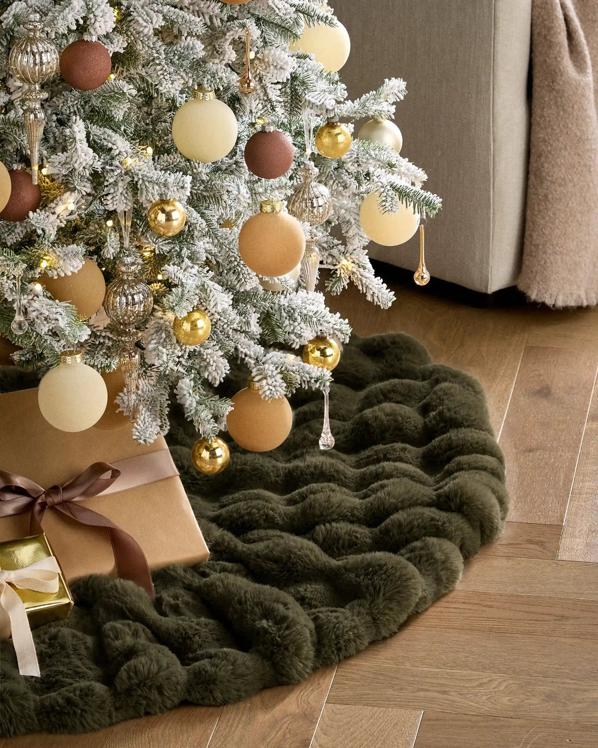 Faux Fur Tree Skirt
