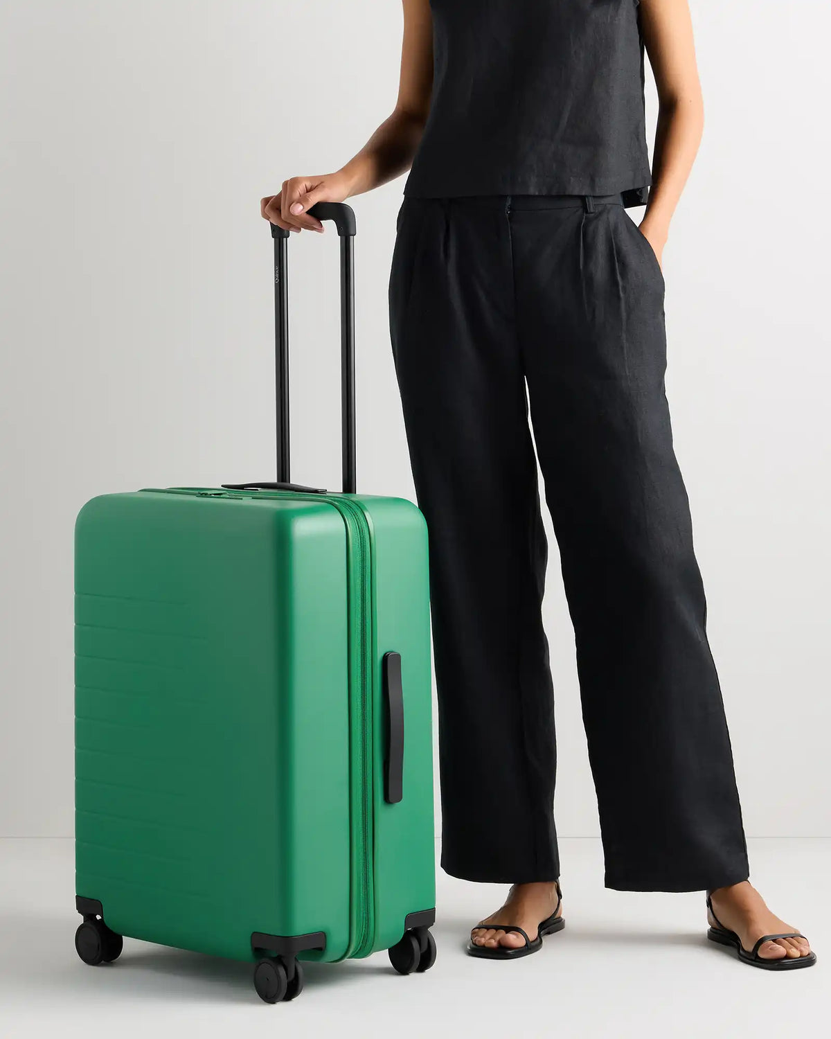 Expandable Medium Check-In Suitcase