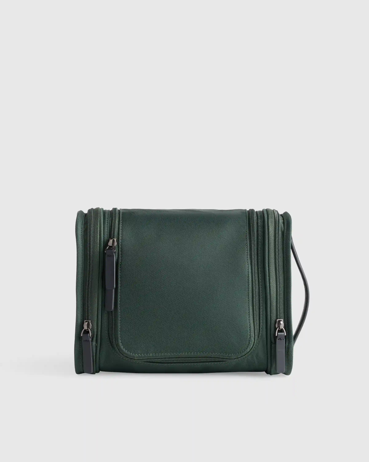 Voyage Nylon Hanging Toiletry Case