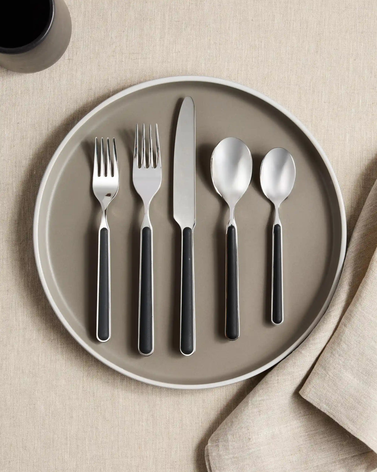 Fantasia Flatware 20-Pc Set by Mepra