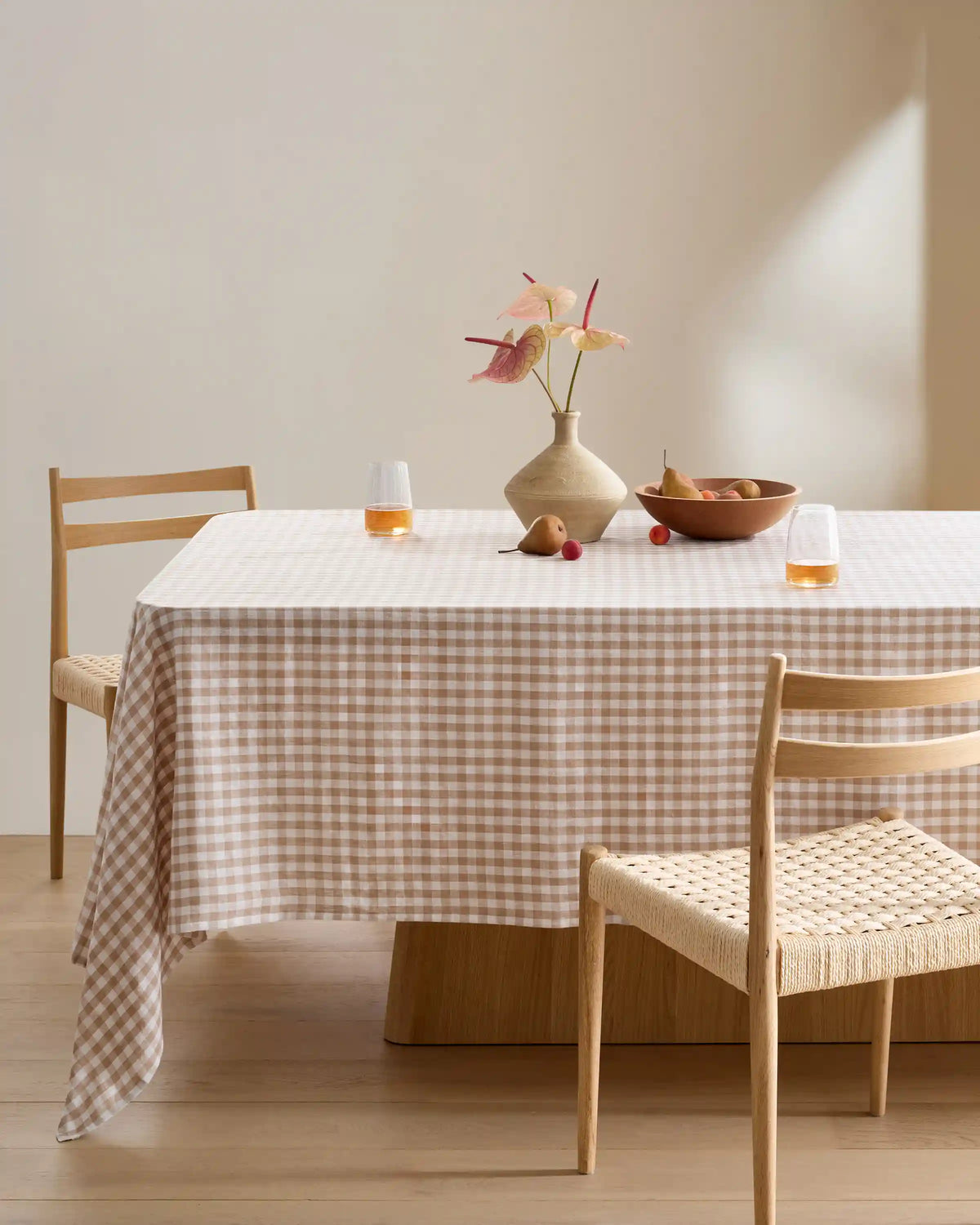 European Linen Gingham Tablecloth