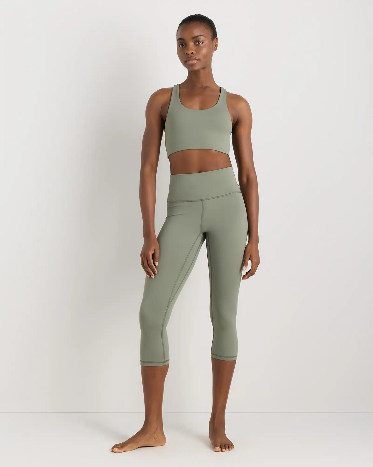 Ultra-Form Scoop Neck Longline Bra