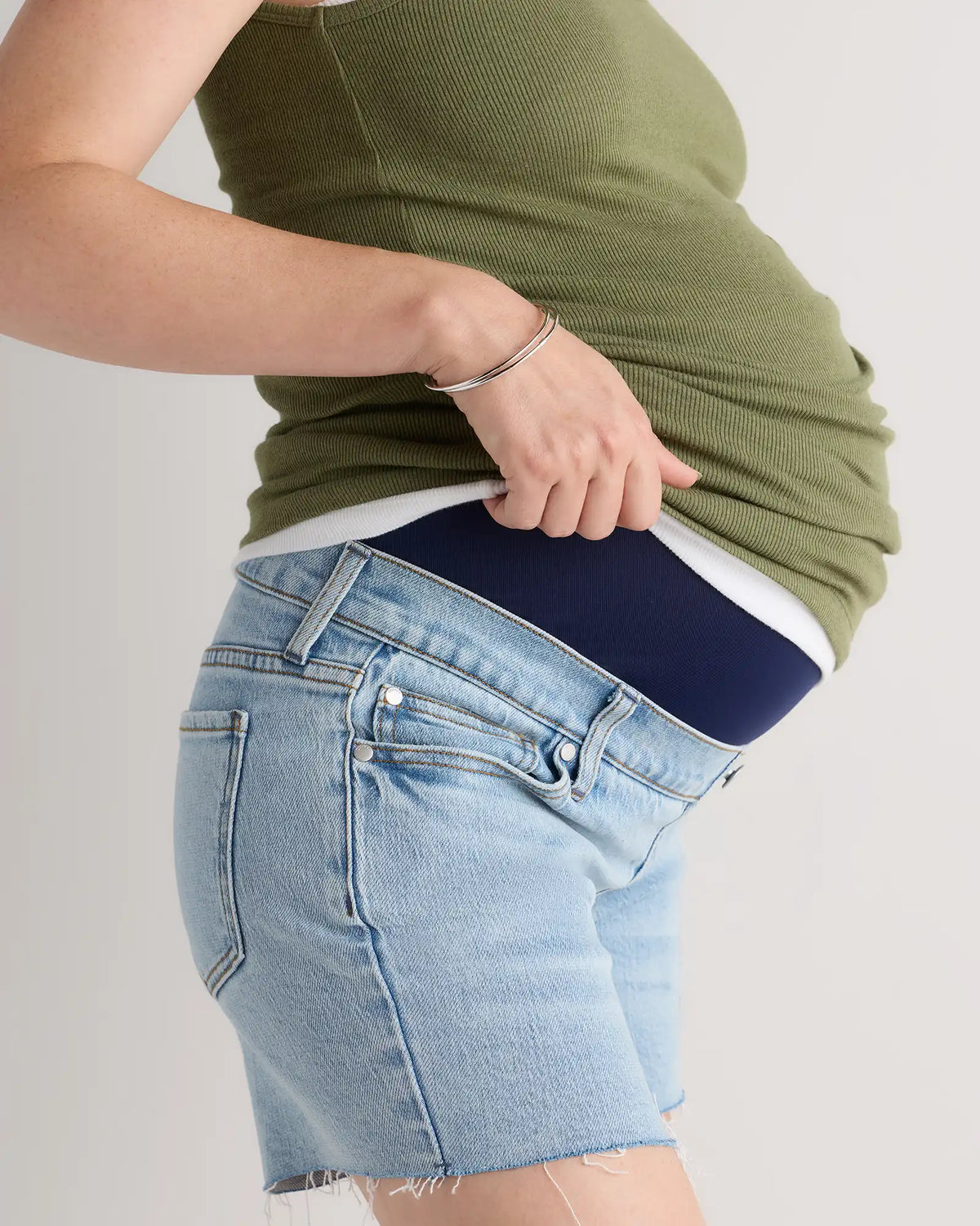 Lila Stretch Maternity Vintage Shorts