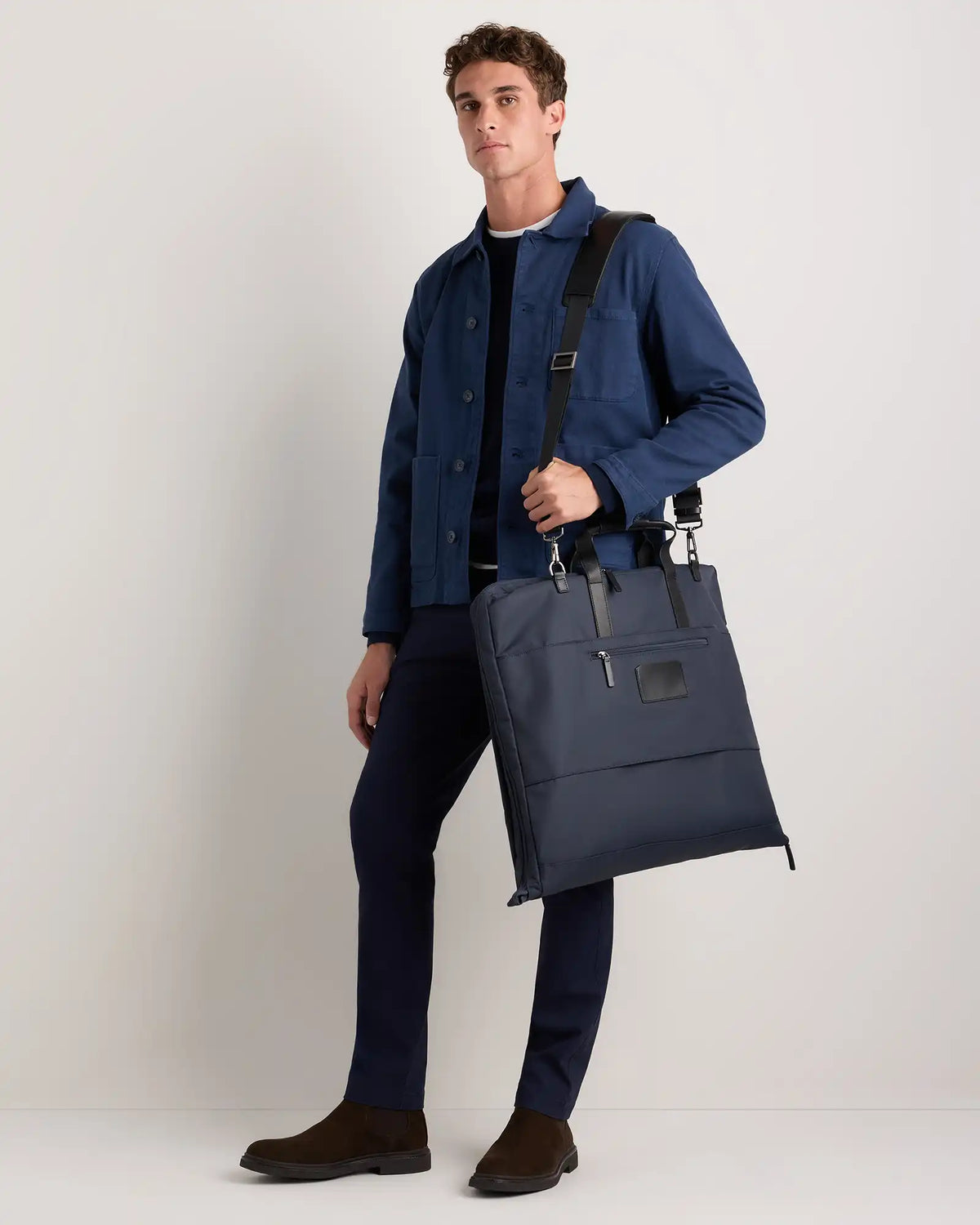 Voyage Nylon Garment Bag