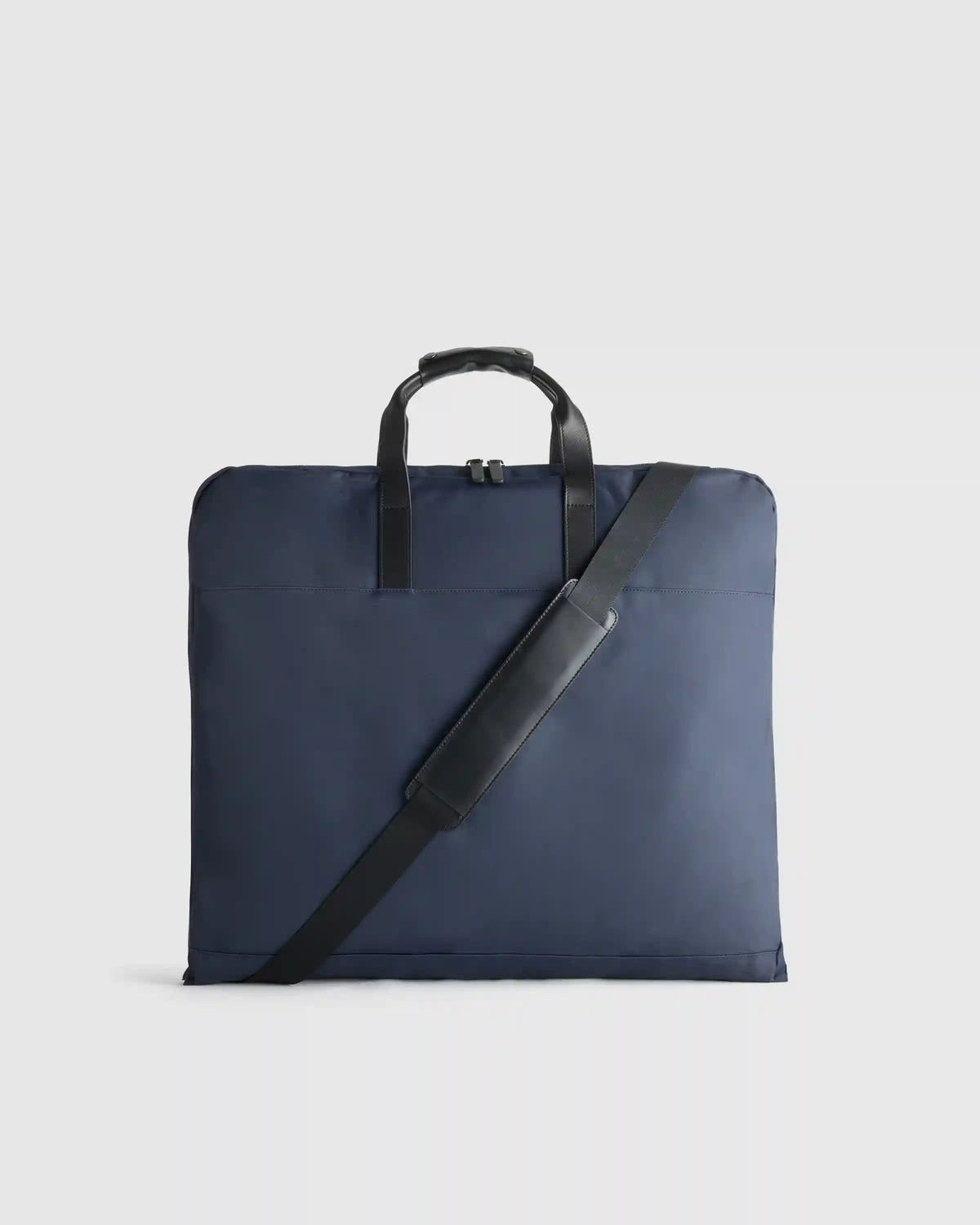 Voyage Nylon Garment Bag
