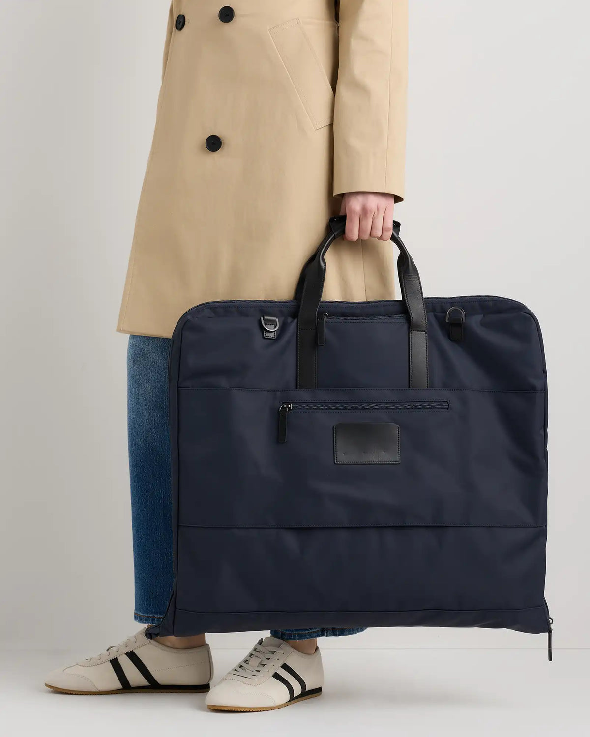 Voyage Nylon Garment Bag