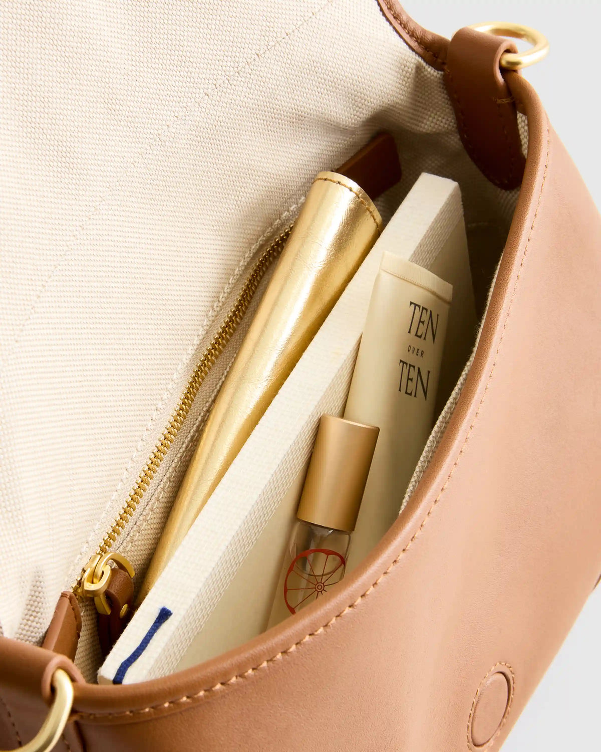 Italian Leather Buckle Detail Shoulder Bag