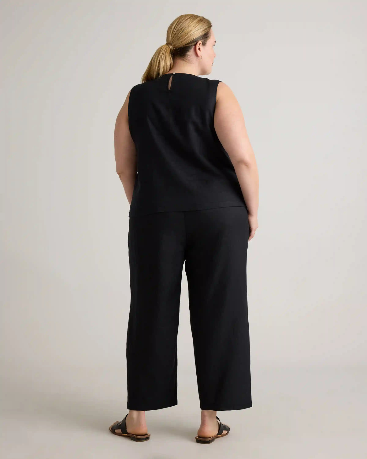 100% European Linen Tank