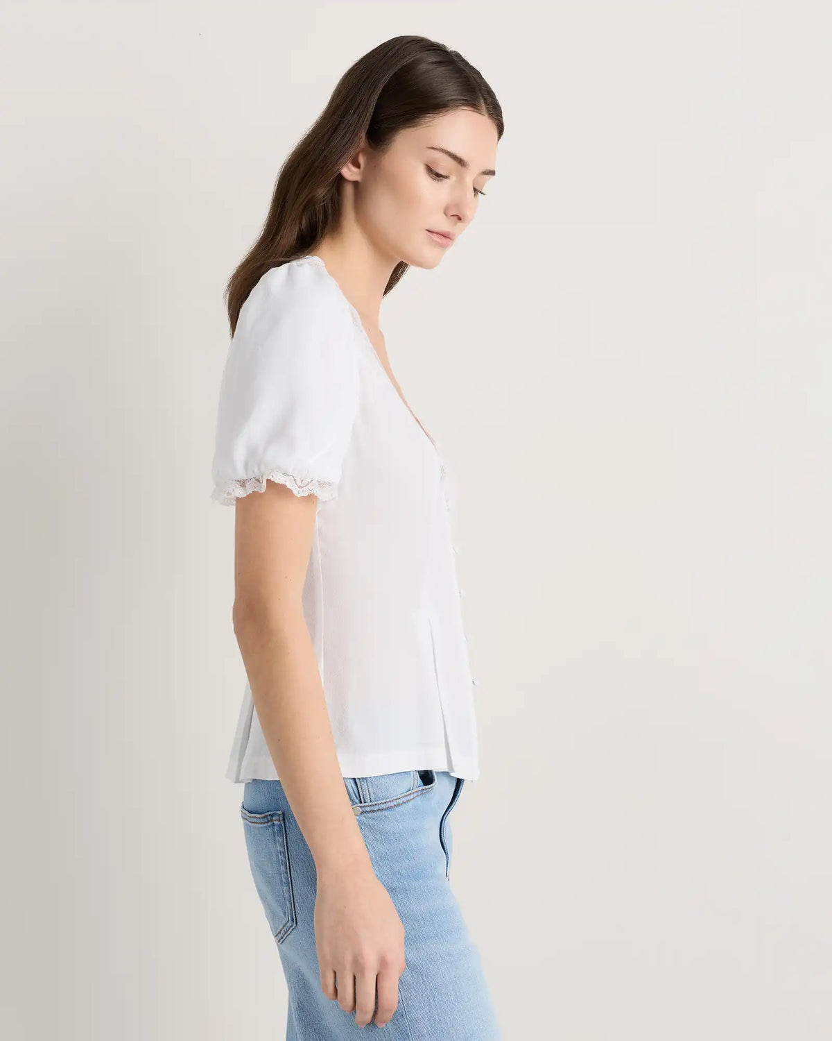 Lightweight Crepe Lace Puff Sleeve Blouse