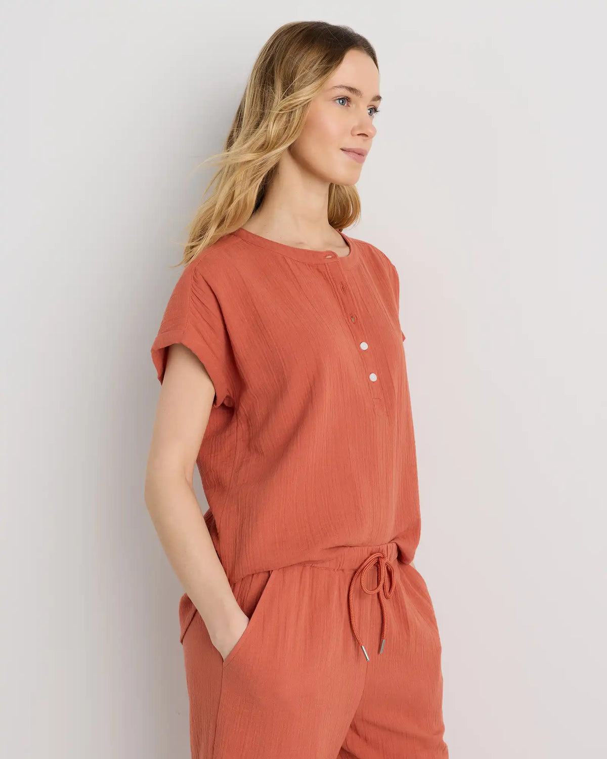 100% Organic Cotton Gauze Roll Sleeve Shirt