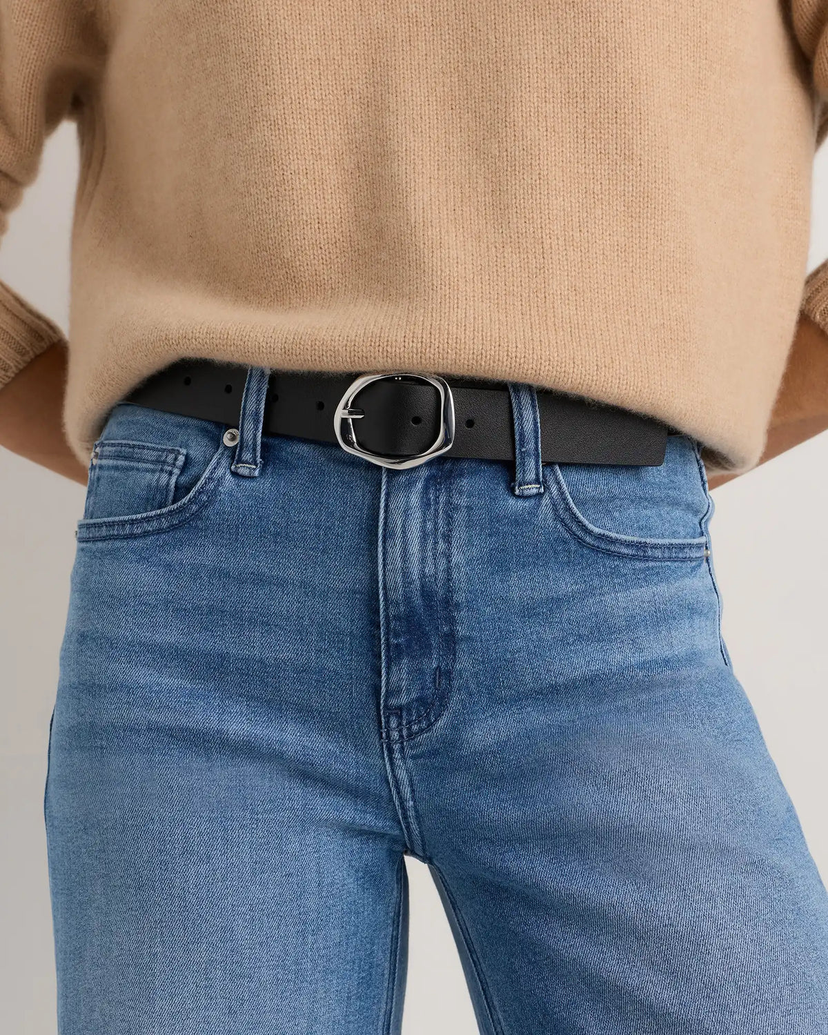 Zoe Sculptural European Leather Belt