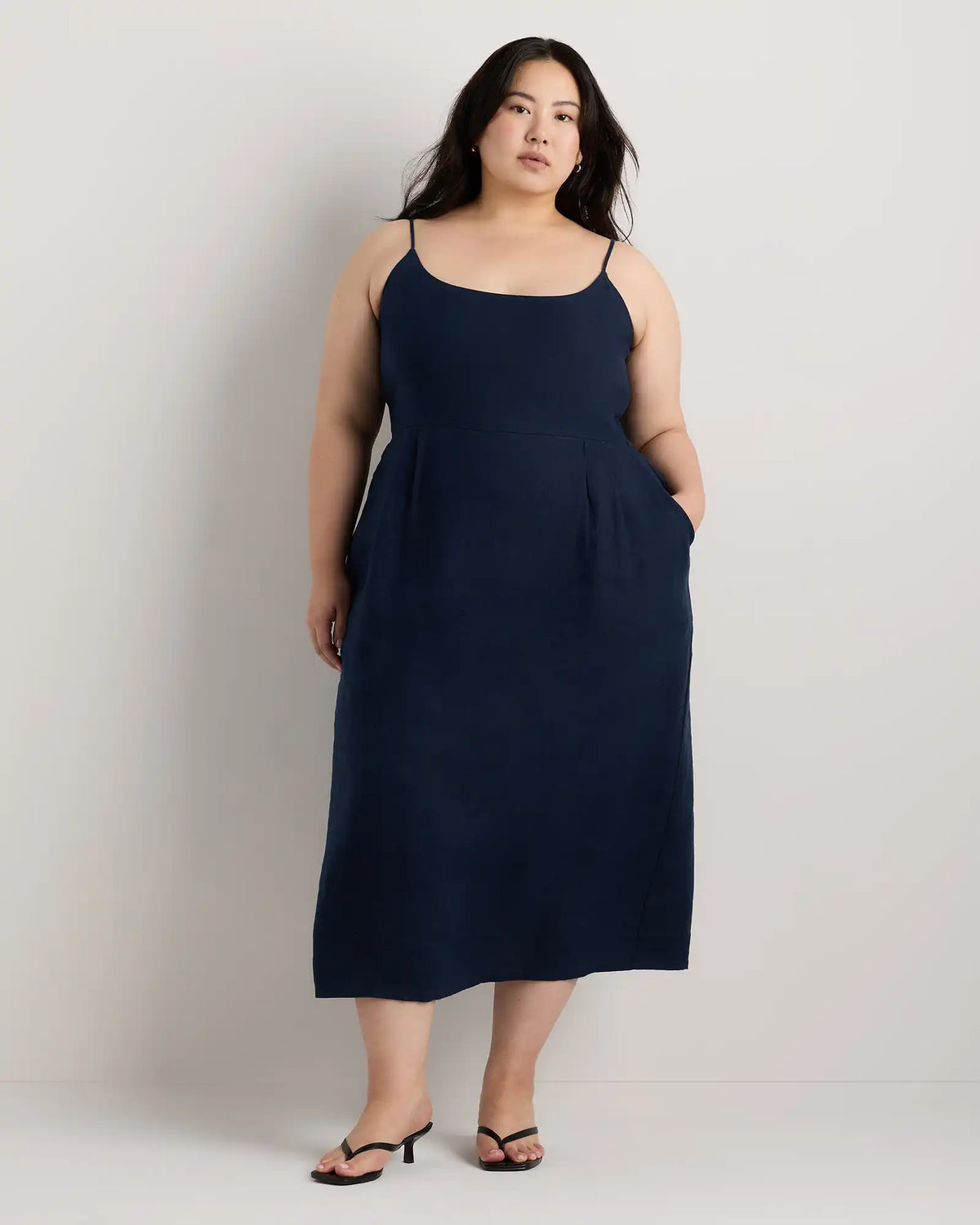 100% European Linen Scoop Neck Midi Dress