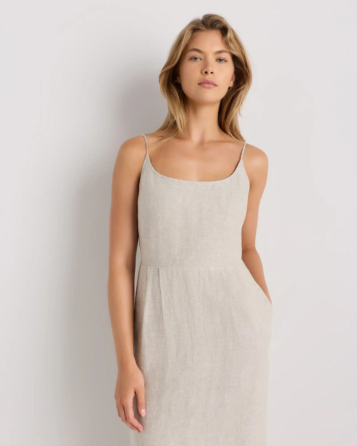 100% European Linen Scoop Neck Midi Dress