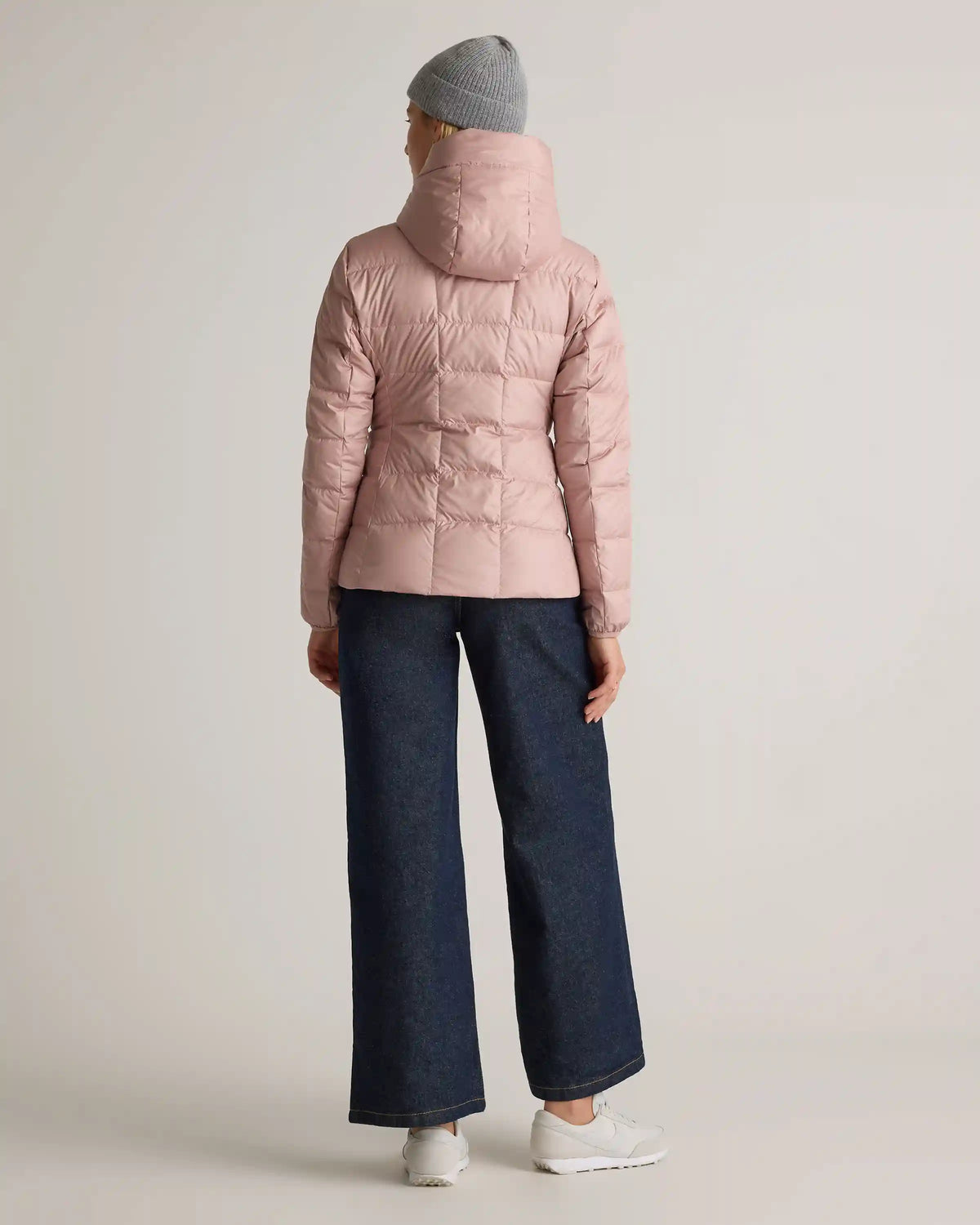 Lightweight Down Packable Puffer Hooded Jacket