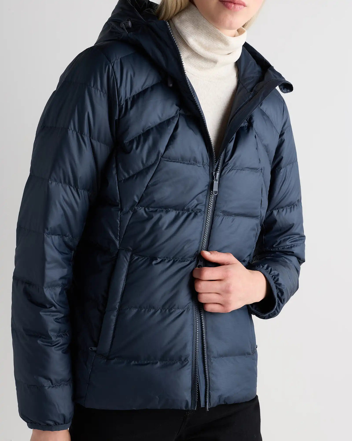Lightweight Down Packable Puffer Hooded Jacket