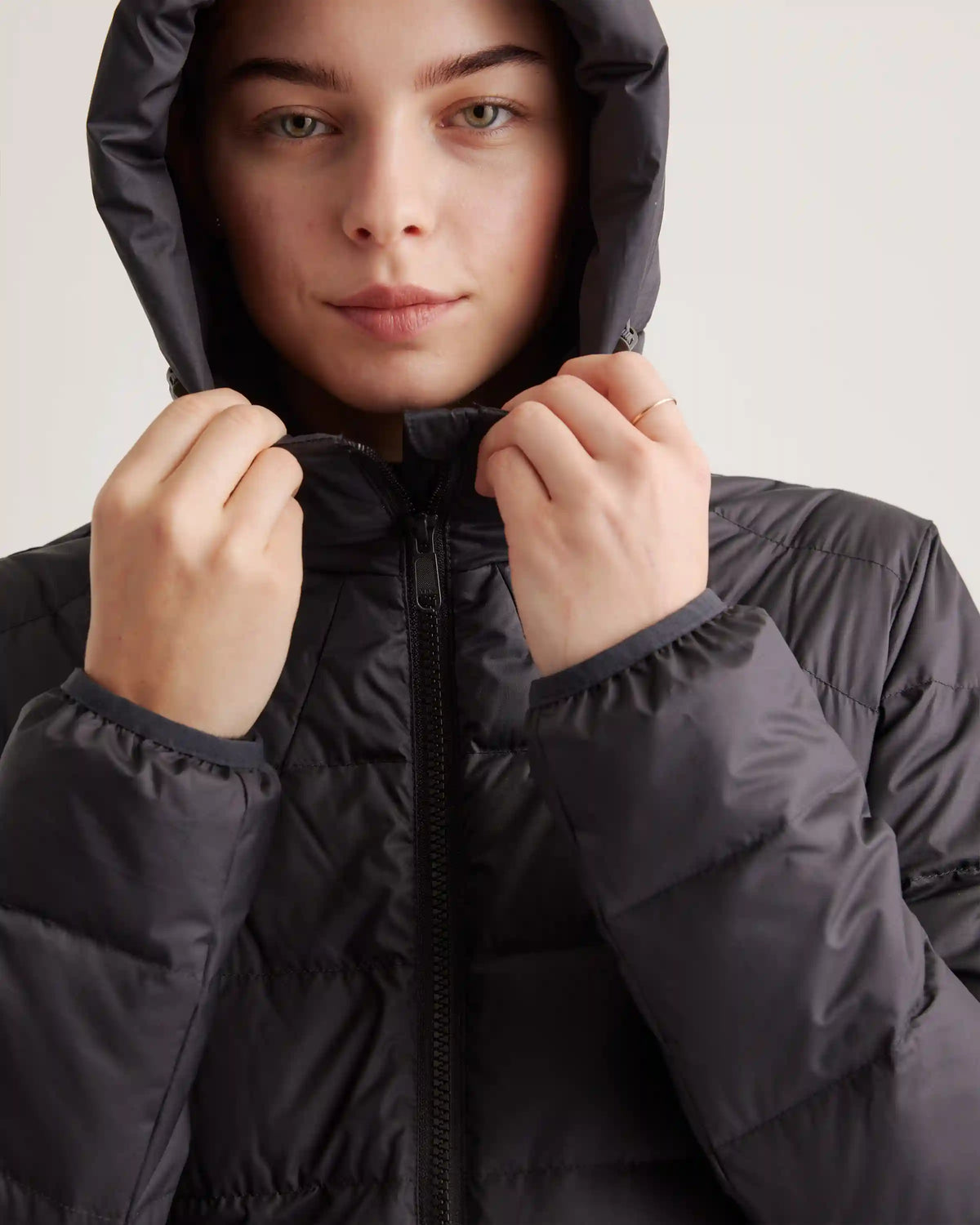 Lightweight Down Packable Puffer Hooded Jacket