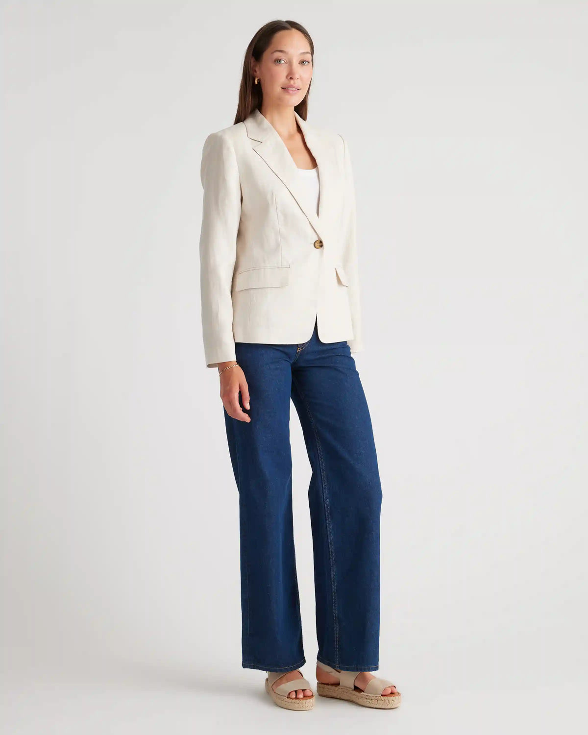 100% European Linen Structured Blazer
