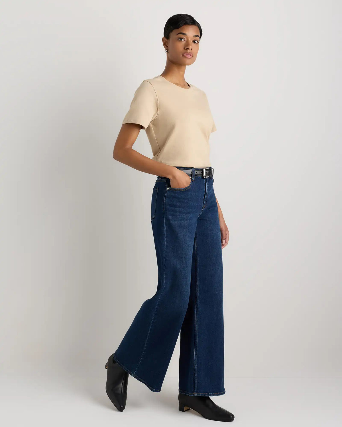 100% Organic Cotton Boxy Crewneck Tee