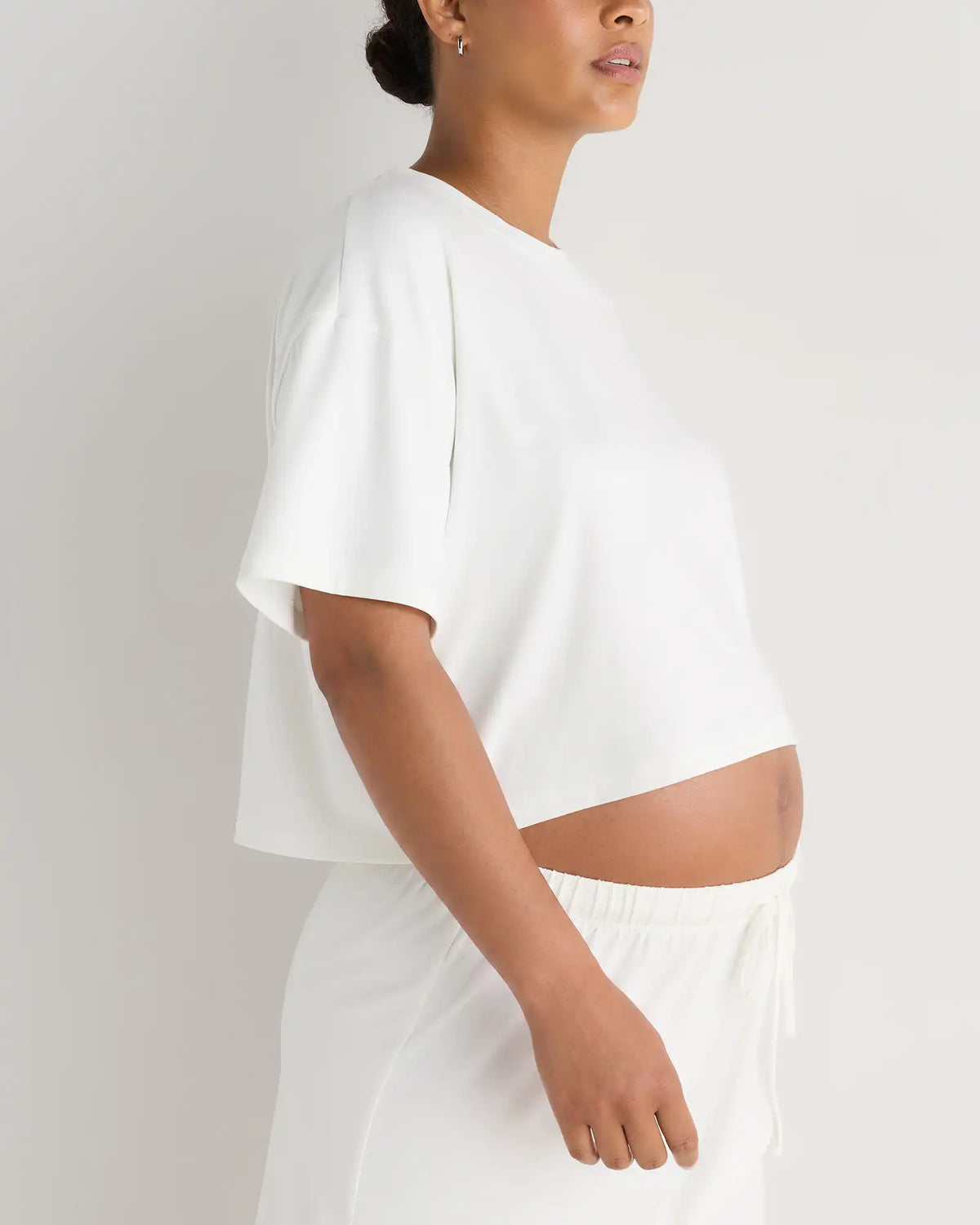 Smooth Stretch Maternity Cropped Lounge Tee