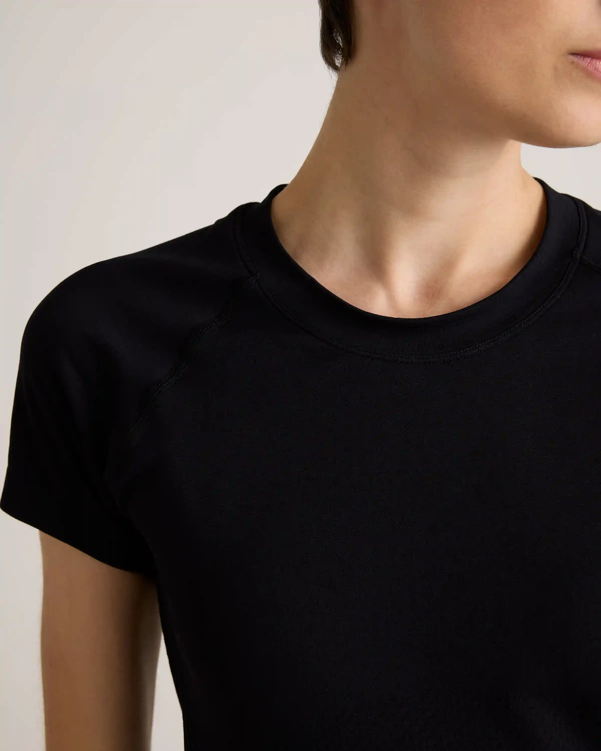 Seamless Waist-Length Tee