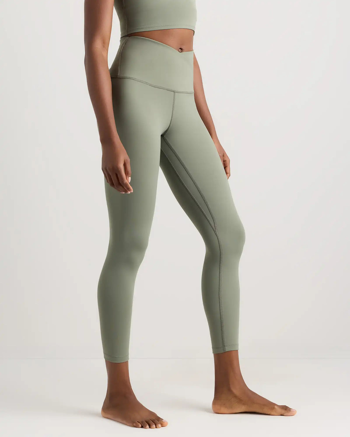 Ultra-Form High-Rise Crossover Legging