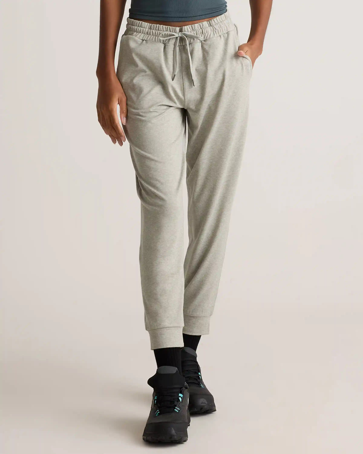 Flowknit Mid-Rise Joggers