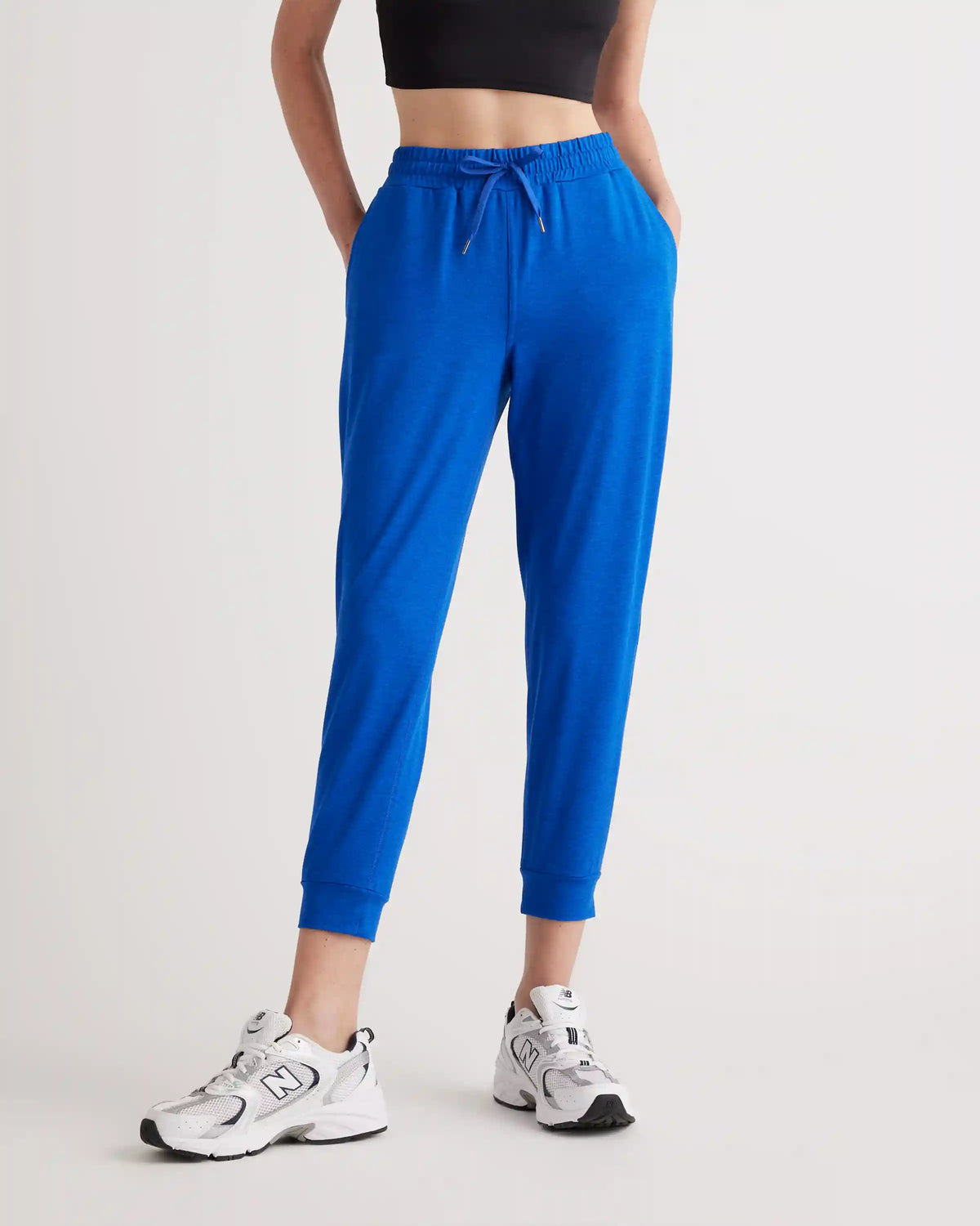 Flowknit Mid-Rise Joggers