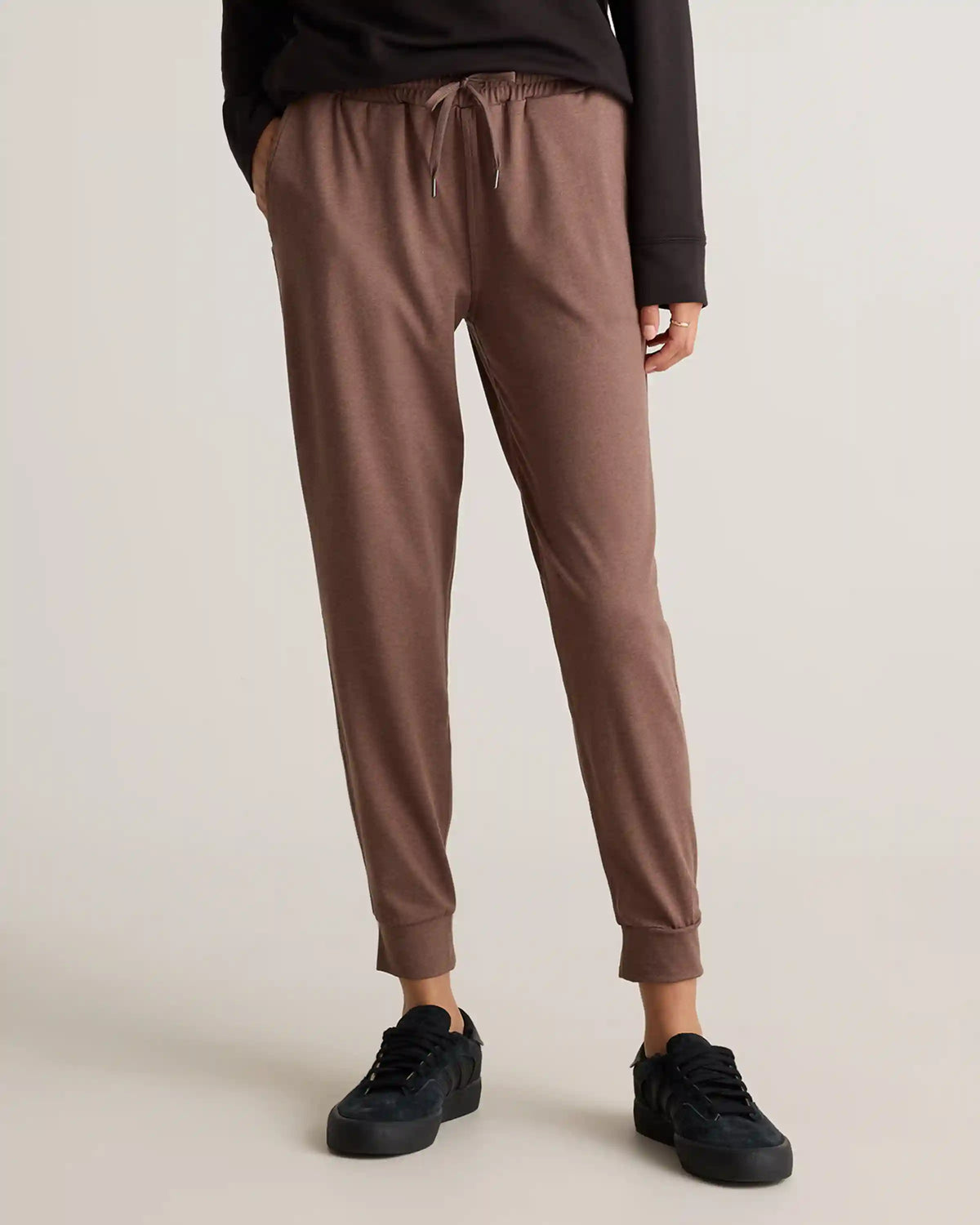 Flowknit Mid-Rise Joggers