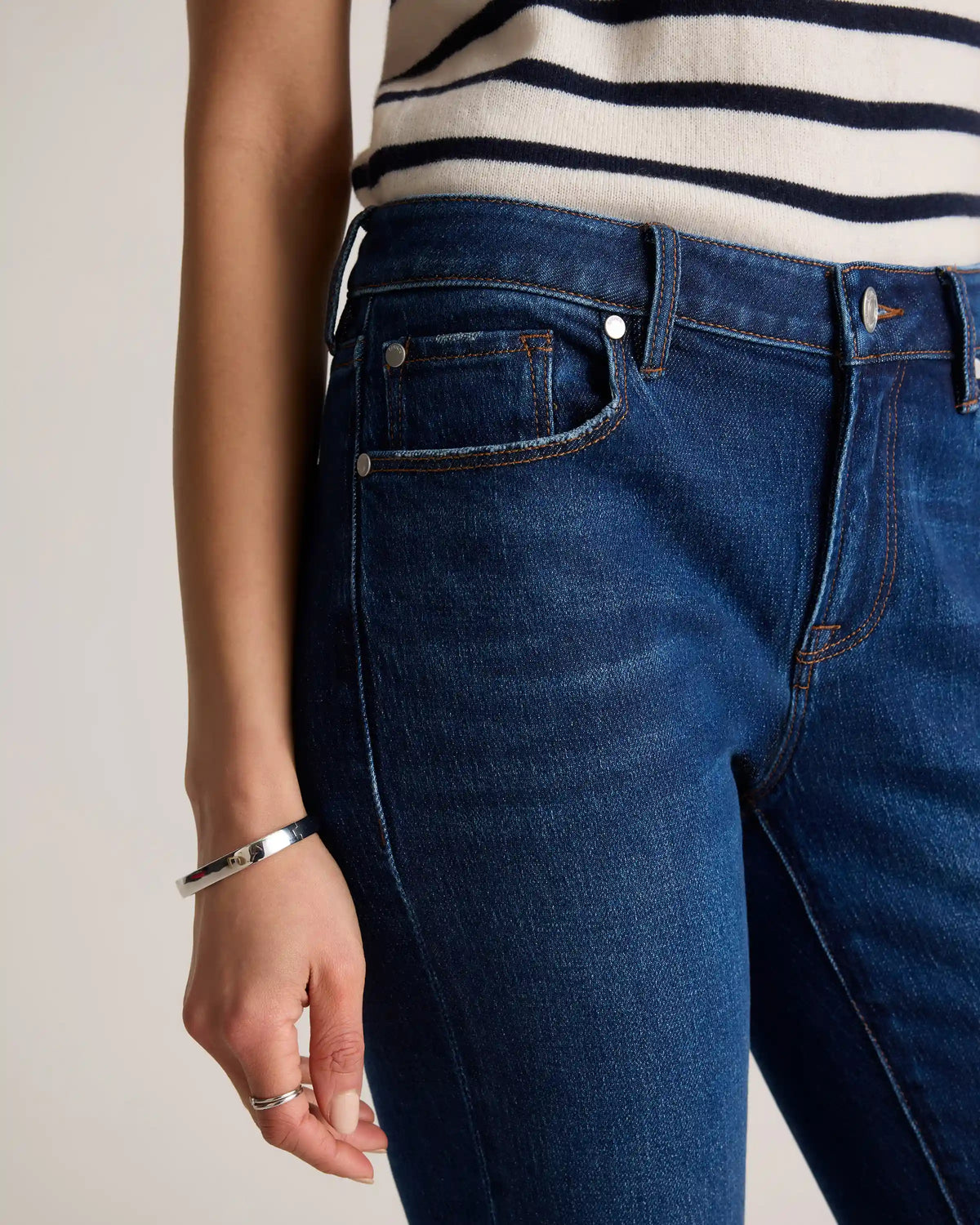 Luna Stretch Slim Boyfriend Jeans