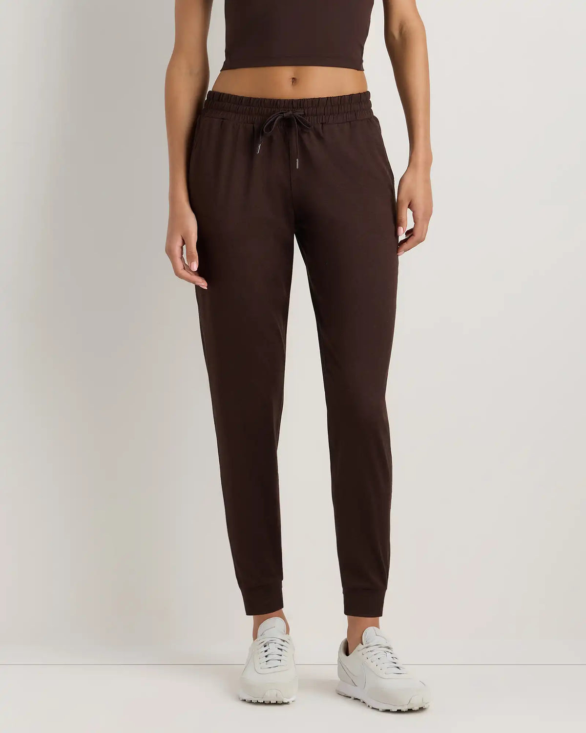 Flowknit Mid-Rise Joggers