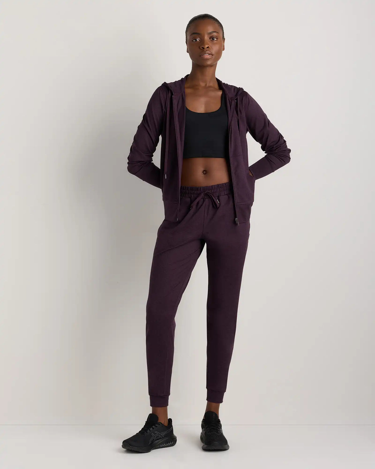 Flowknit Mid-Rise Joggers
