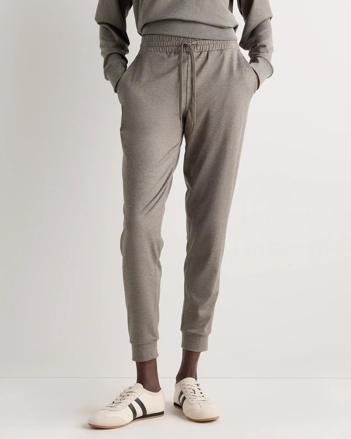 Flowknit Mid-Rise Joggers