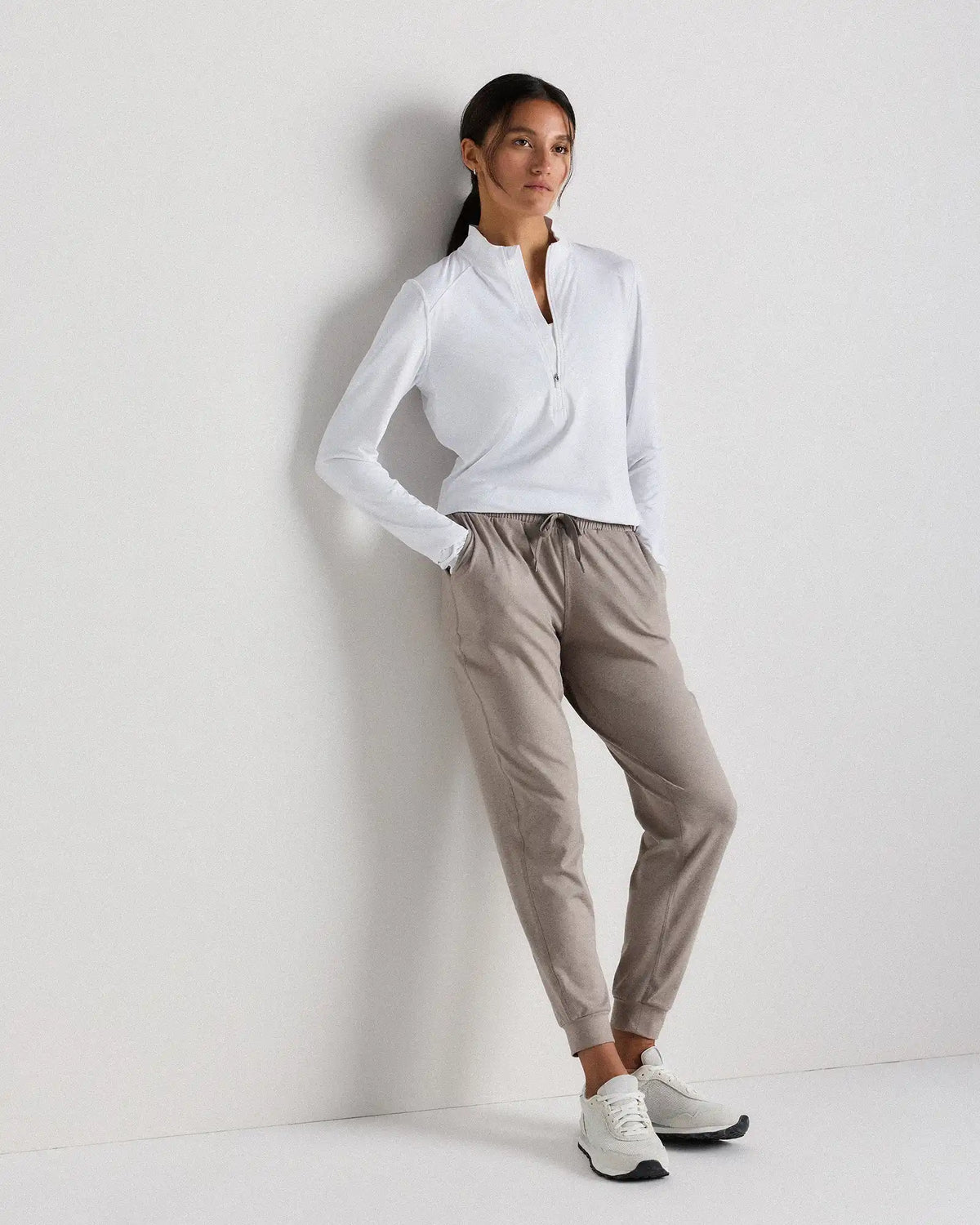 Flowknit Mid-Rise Joggers