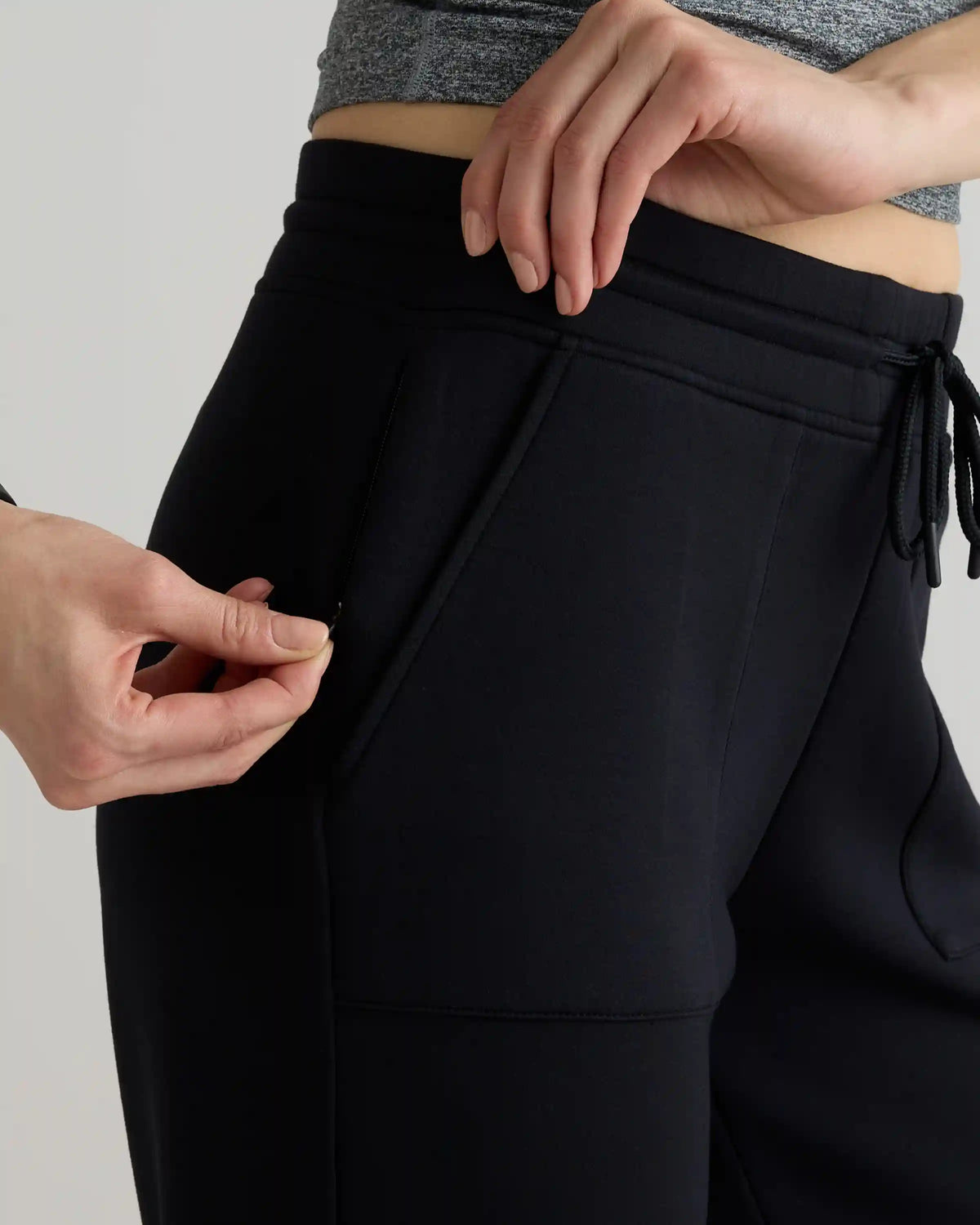 CloudComfort High-Rise Cropped Sweatpants