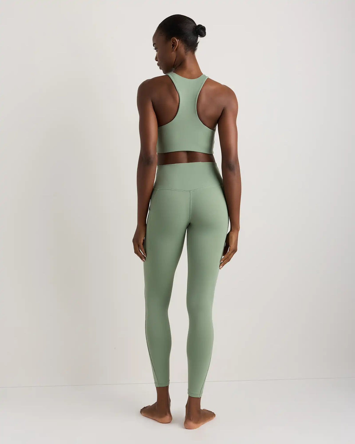 Ultra-Form High-Rise Pocket Legging