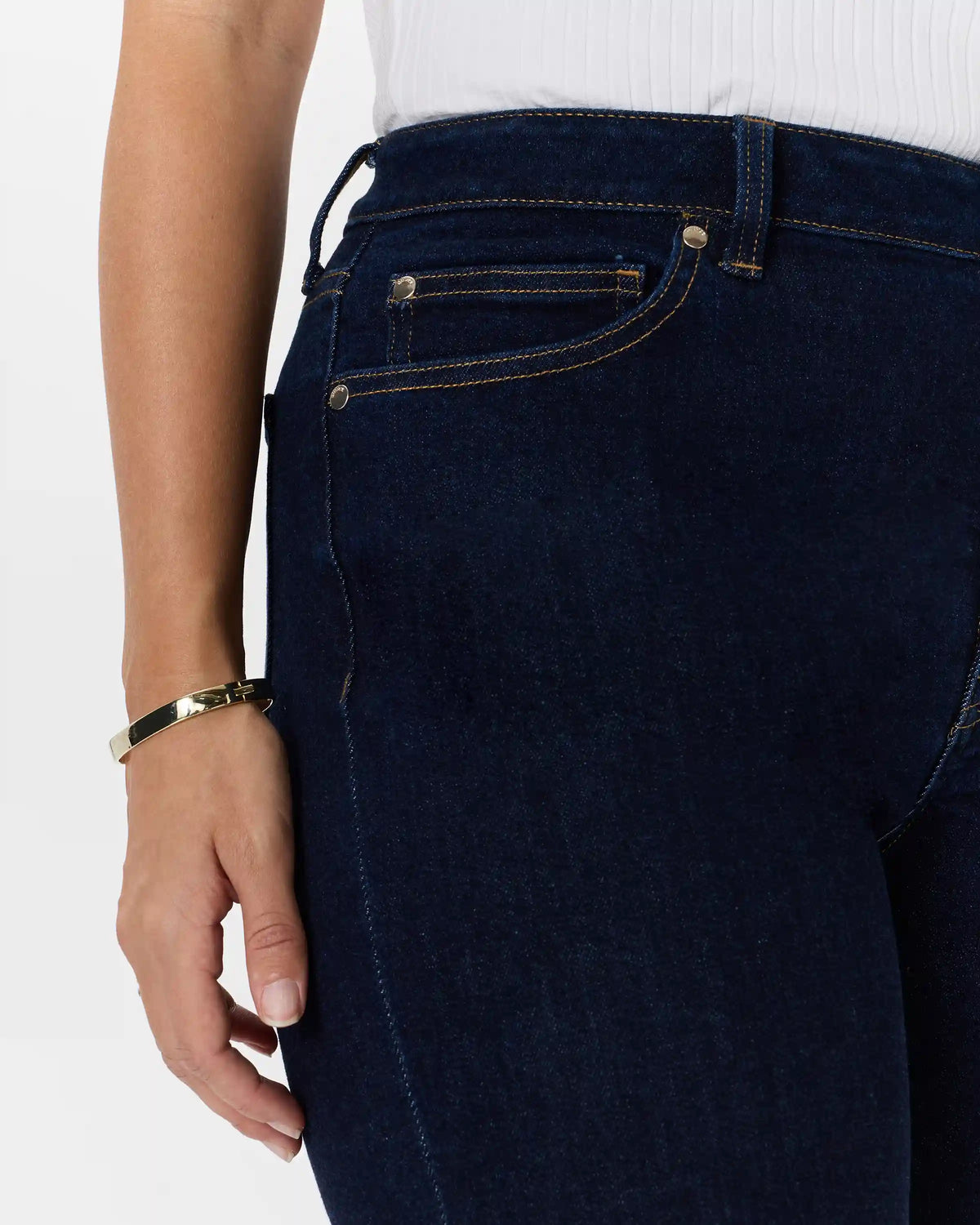 Bella Stretch Straight Jeans