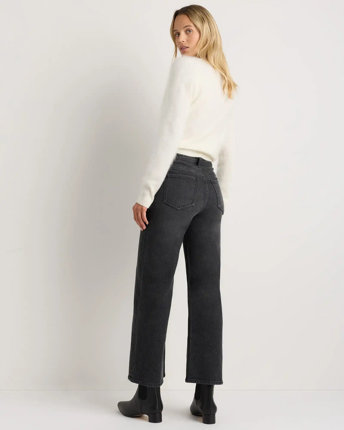 Luna Stretch Relaxed Straight Jeans