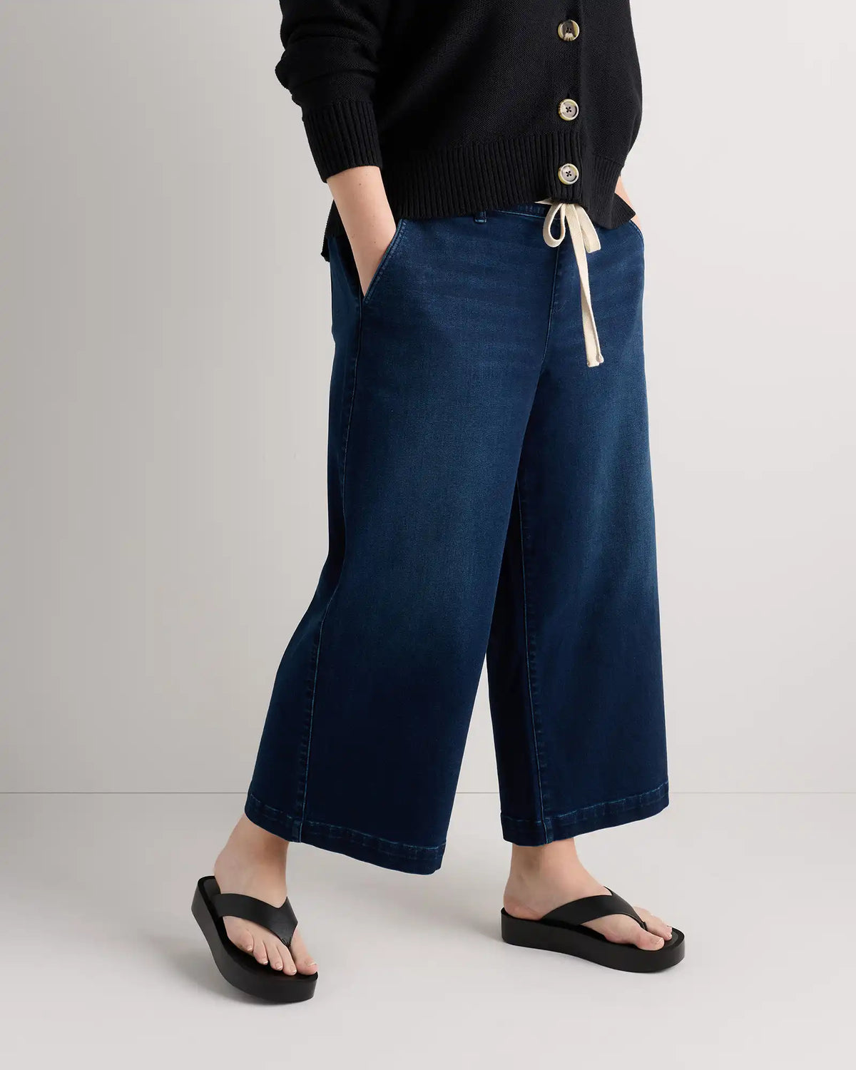 Mia Wide Leg Crop Jeans