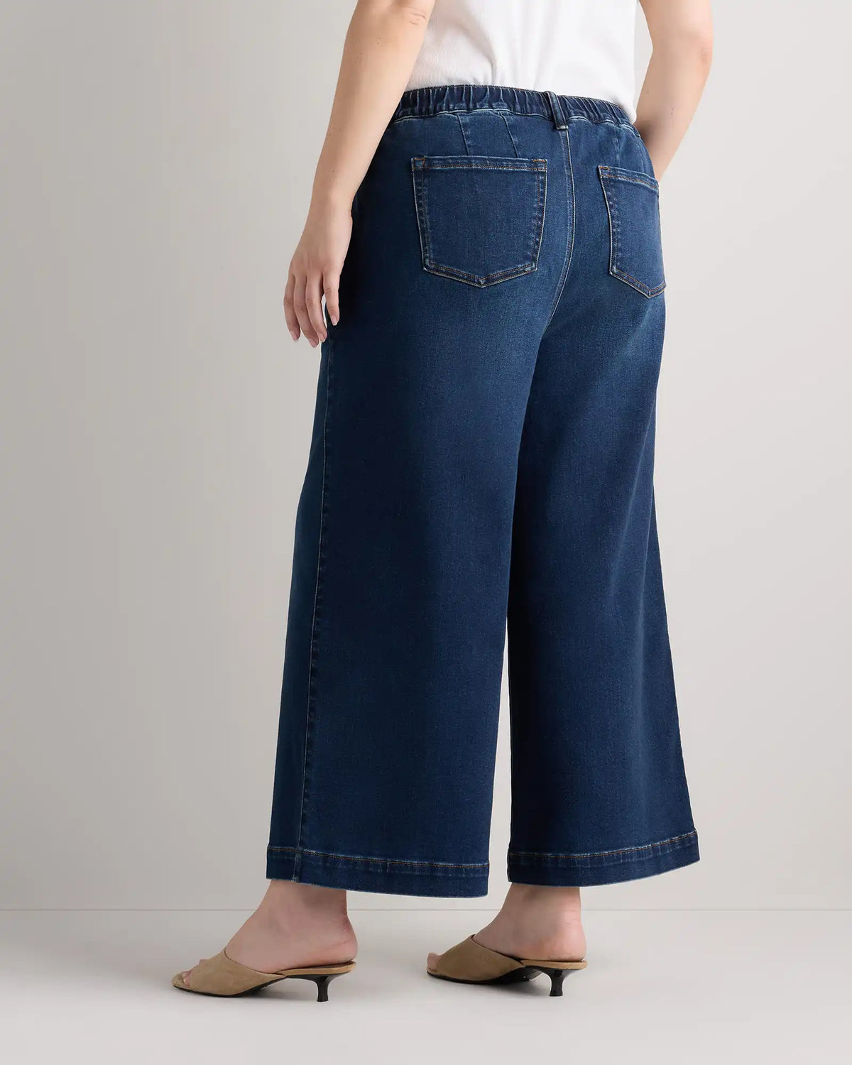 Mia Wide Leg Crop Jeans