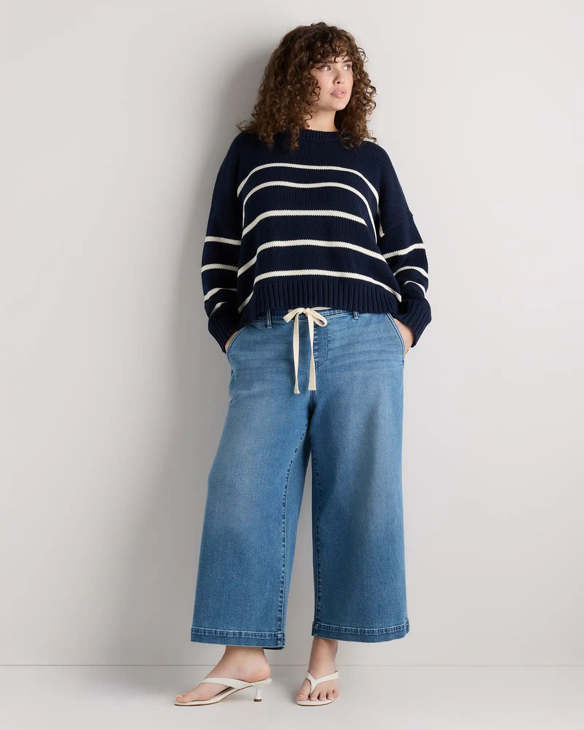 Mia Wide Leg Crop Jeans