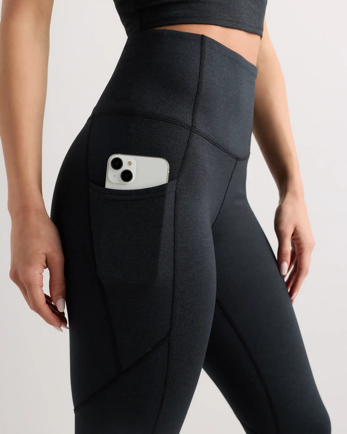 Ultra-Soft High-Rise Pocket Legging