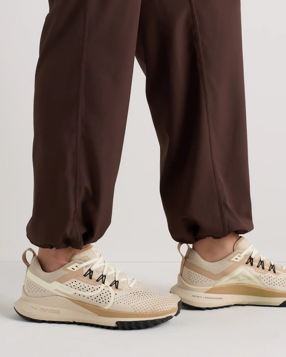Performance Tech Cargo Mid-Rise Pants