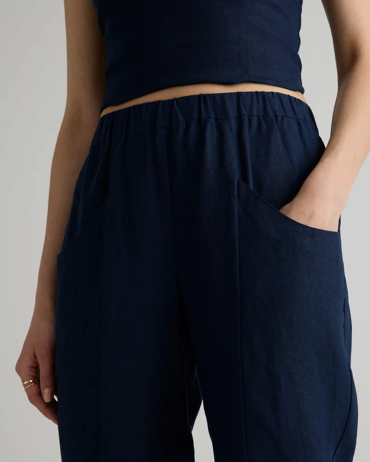 100% European Linen Tapered Ankle Pants