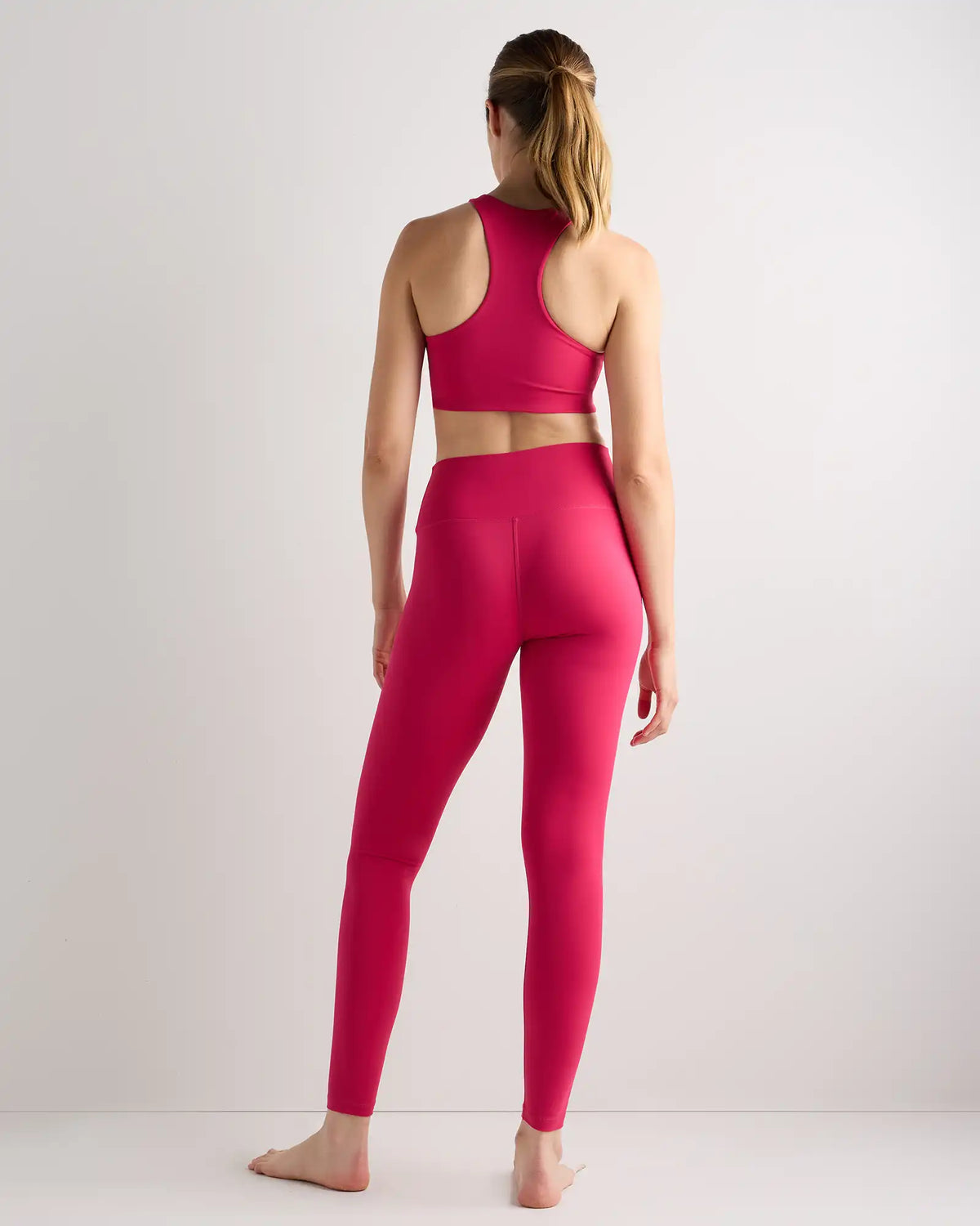 Ultra-Form High-Rise Legging
