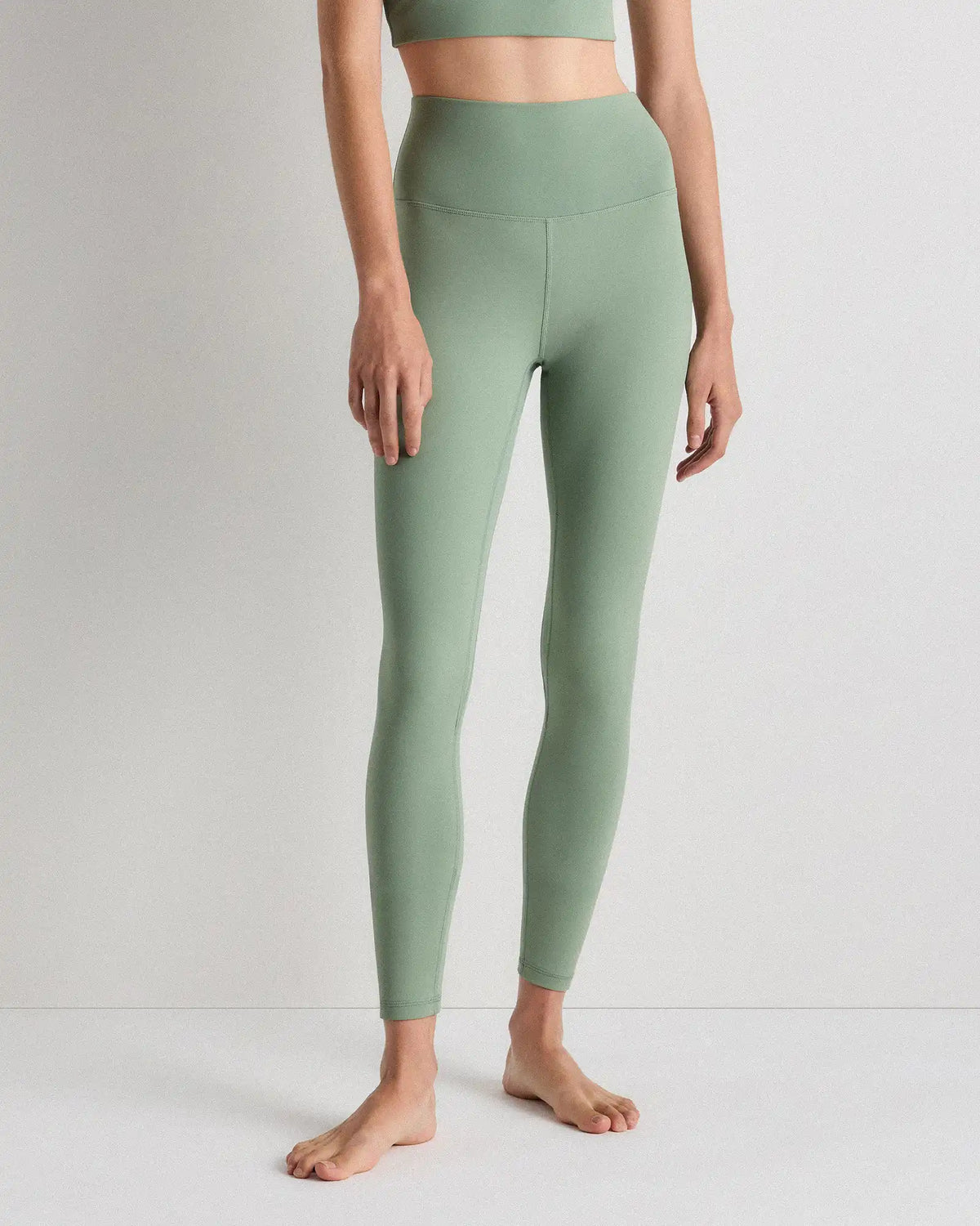 Ultra-Form High-Rise Legging