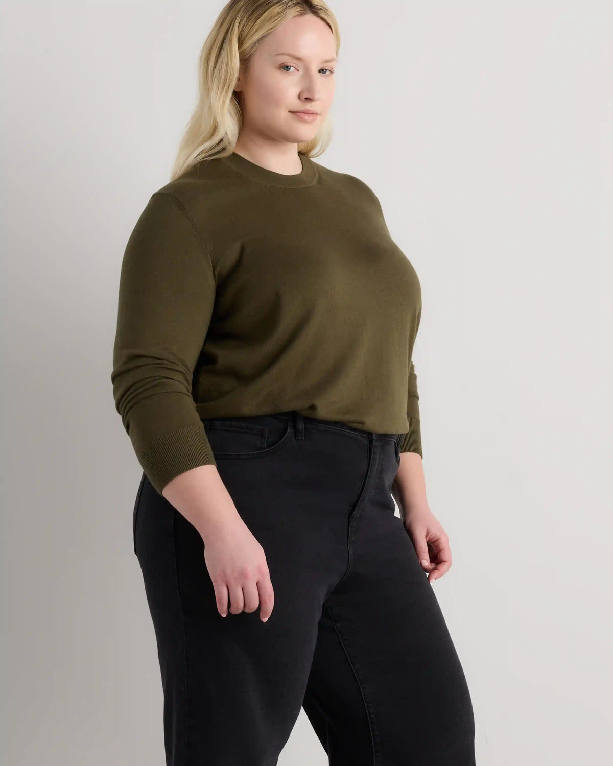 Lightweight Cotton Cashmere Crew Sweater