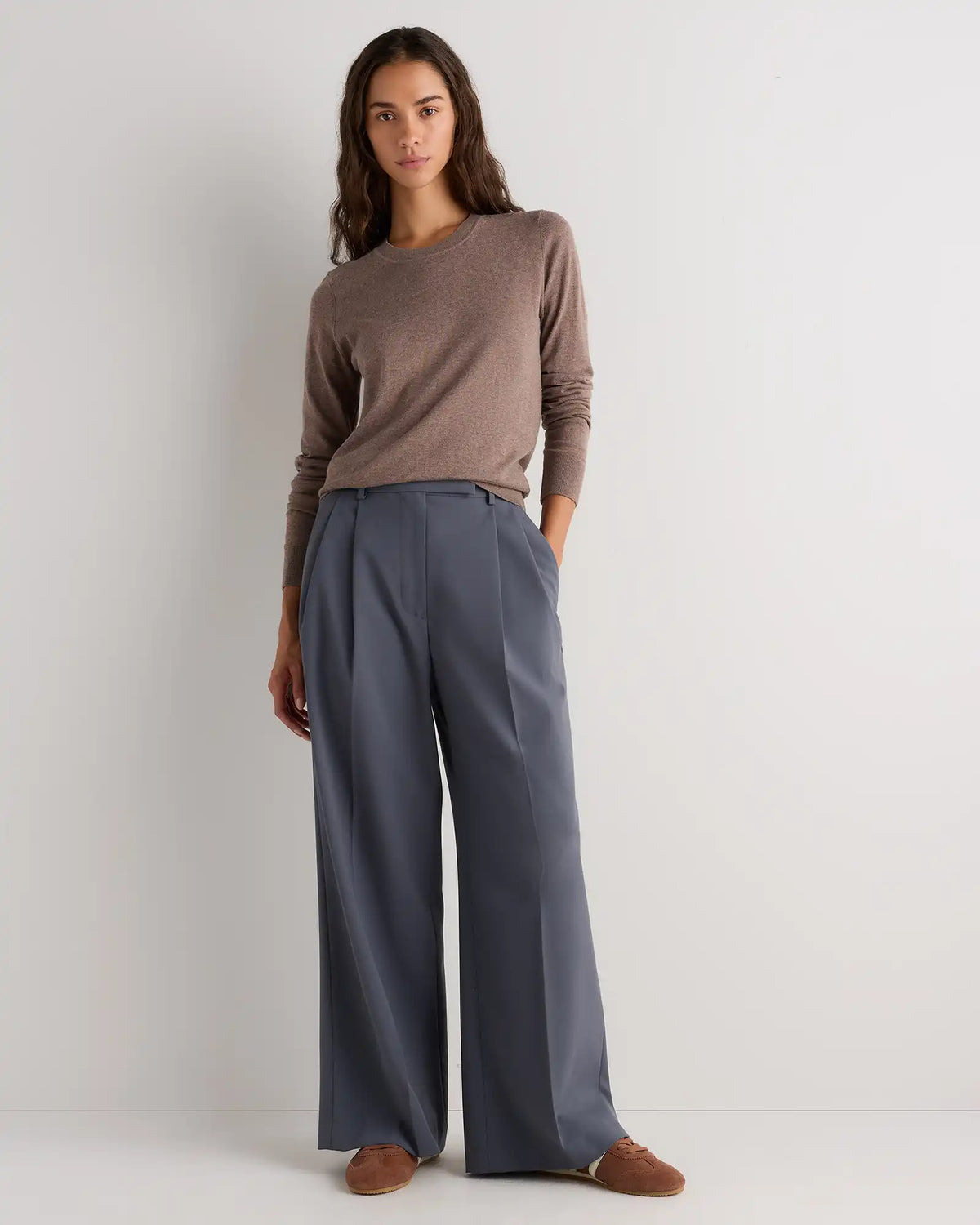 Lightweight Cotton Cashmere Crew Sweater