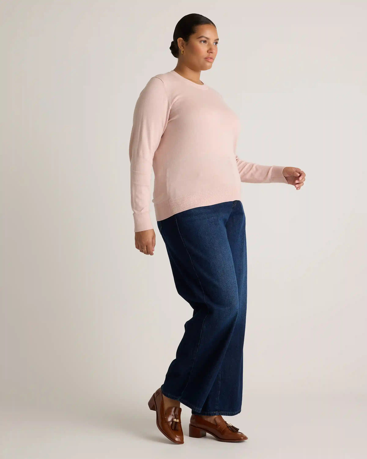 Lightweight Cotton Cashmere Crew Sweater